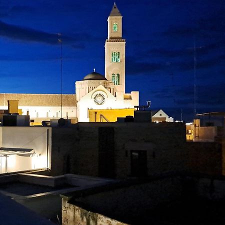 Palazzo Boccapianola Apartment Bari Bagian luar foto