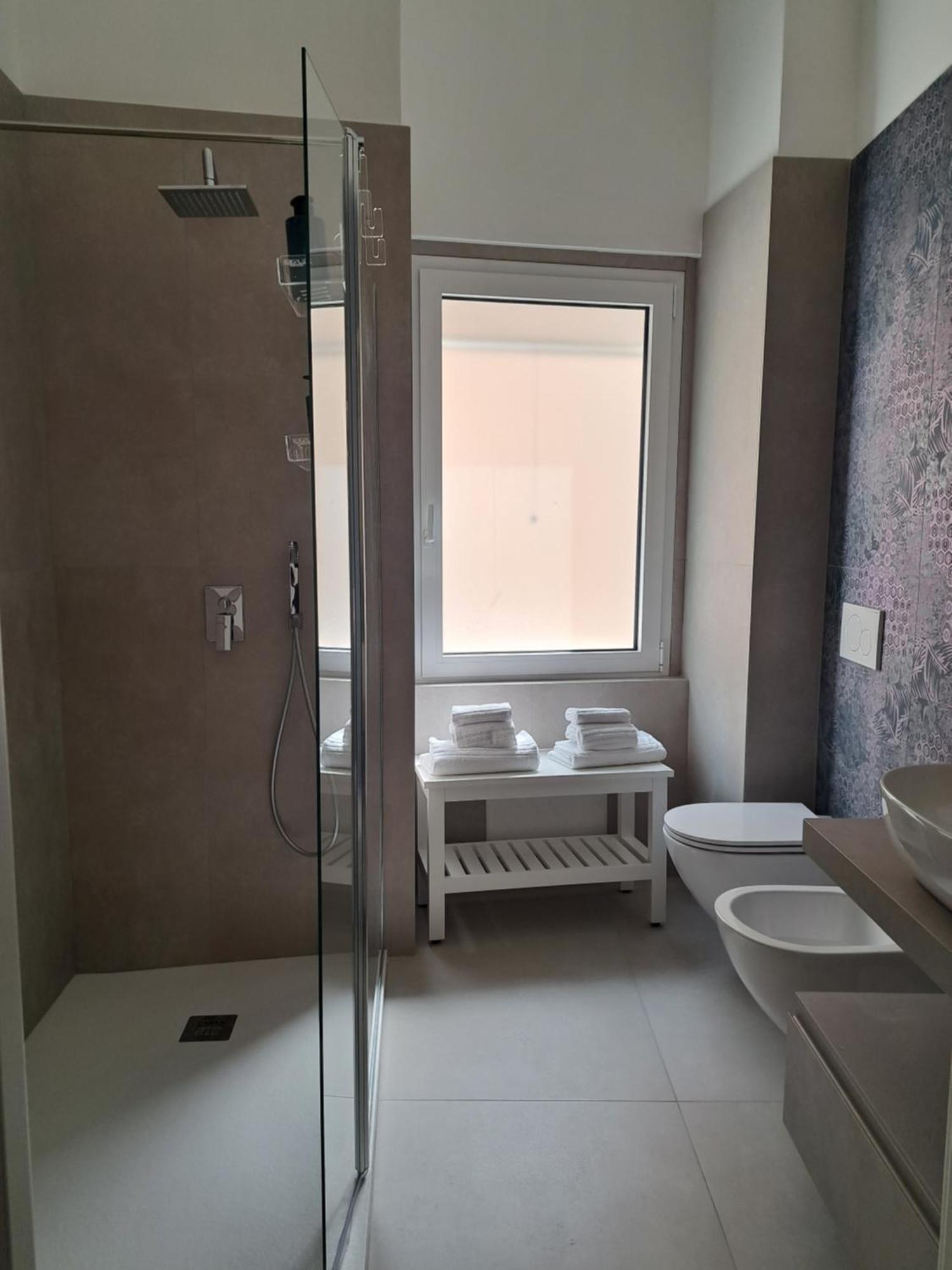 Palazzo Boccapianola Apartment Bari Bagian luar foto
