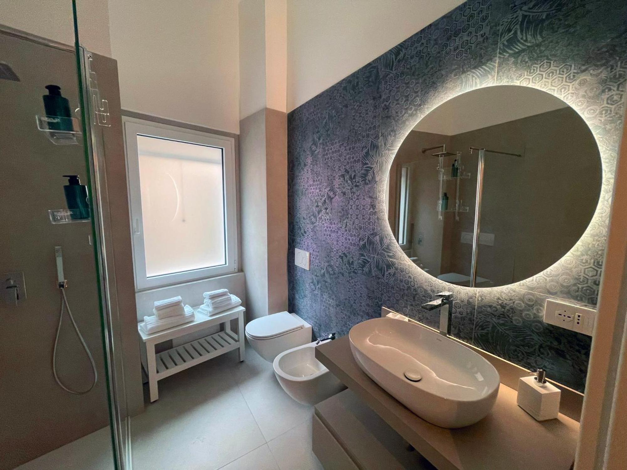 Palazzo Boccapianola Apartment Bari Bagian luar foto